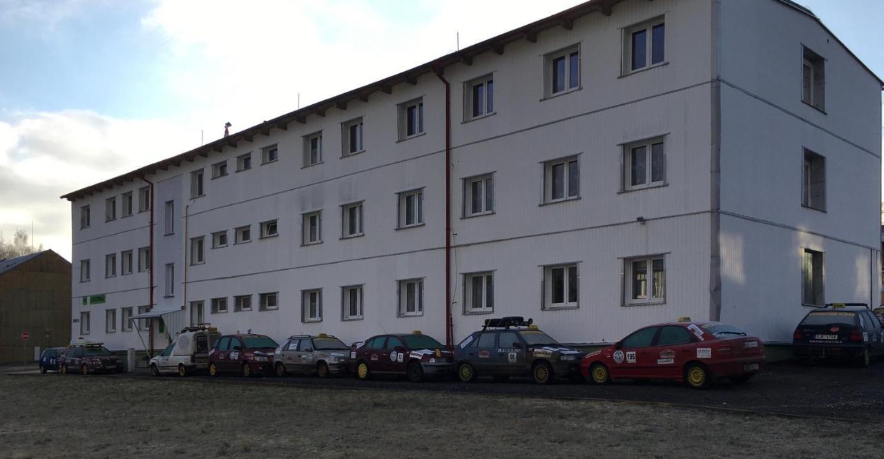 Ubytování U Ropáků Horní Slavkov Exterior foto